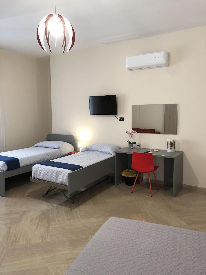 Napoli City Inn Exterior foto
